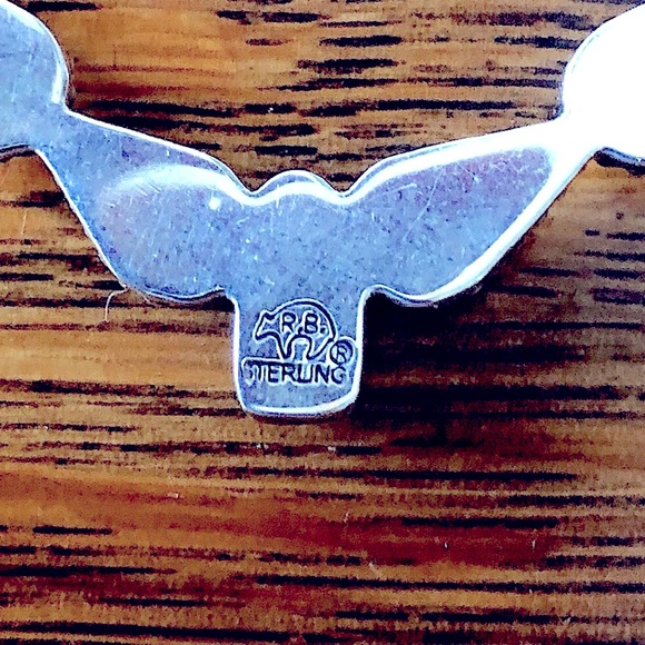 $77  Running Bear Navajo Estate Necklace  Marked R.B. STERLING - Picture 2 of 6